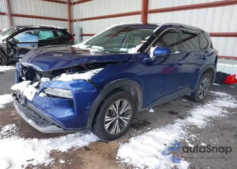 2021 Nissan Rogue Sv Intelligent Awd z USA, uszkodzony, nr VIN JN8AT3BB1MW226504